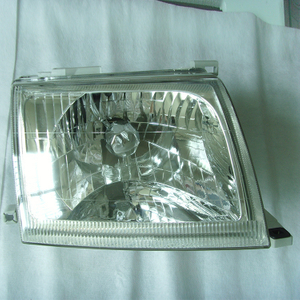 D22 HEAD LAMP CRYSTAL