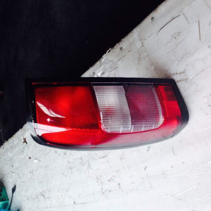 D22 TAIL LAMP