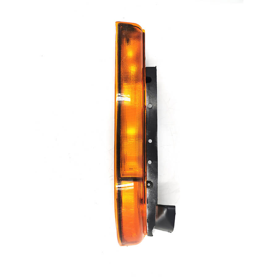 CANTER FRONT LAMP '93-02